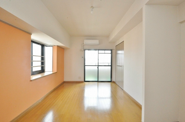 ギャラン小文字 リビング