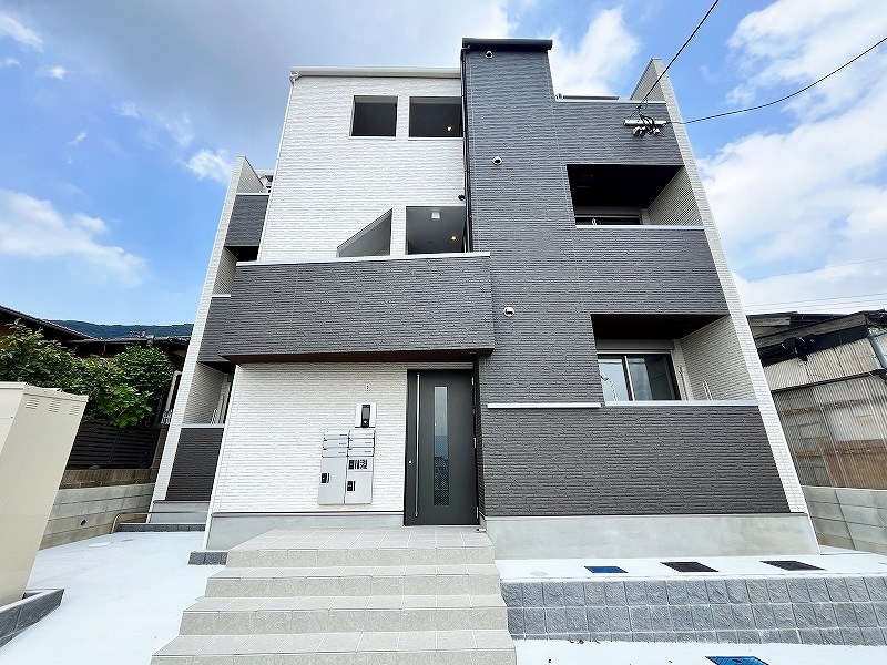 COMFORTIA安部山公園（コンフォーティア安部山公園） 202号室 外観