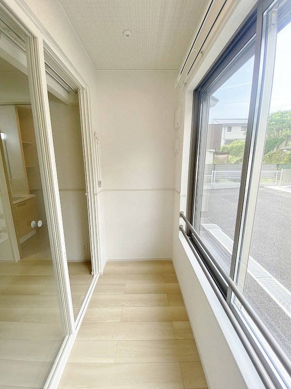 ラ・グリシーヌ  ベランダ