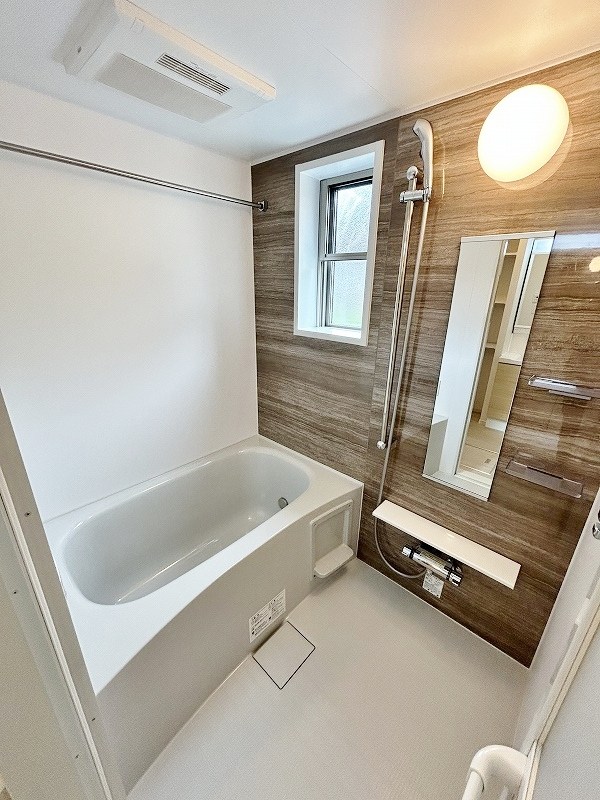 ラ・グリシーヌ  風呂画像