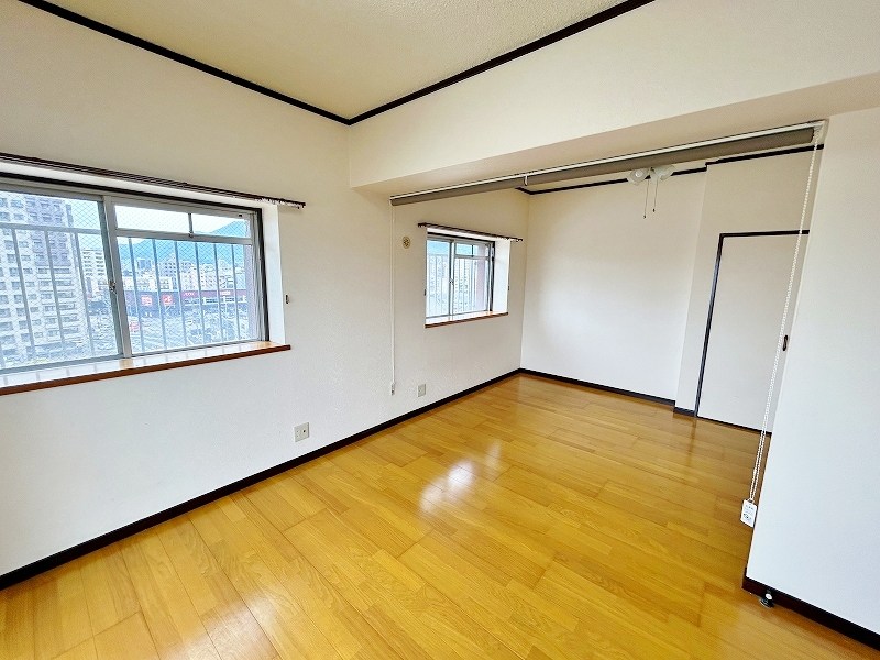 アルシュアベニール城野  リビング