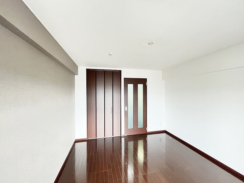 ラフィーネ到津学園通り リビング