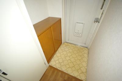 ロイヤルサルーン真鶴  玄関