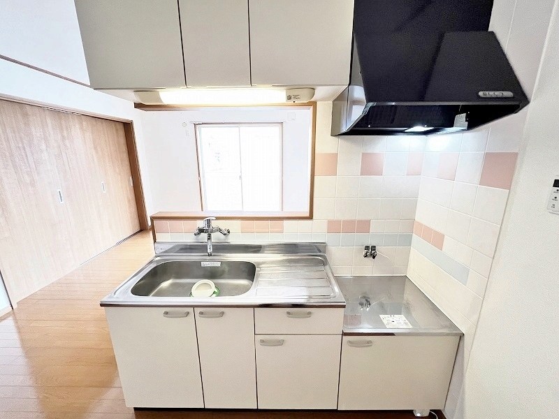 エスポワールＩＳＨＩＢＡＳＨＩ キッチン