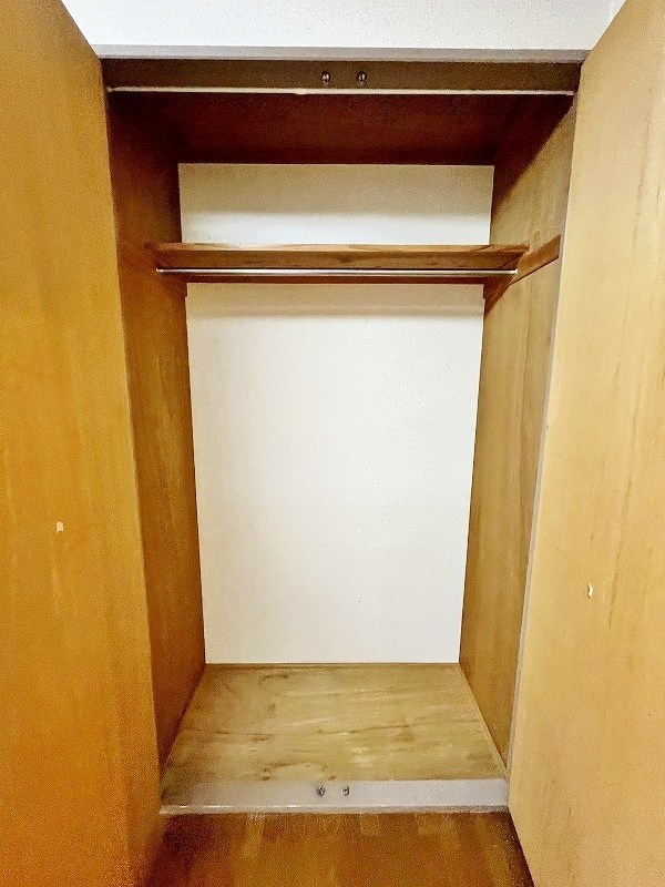 アヴィニール石田  その他4