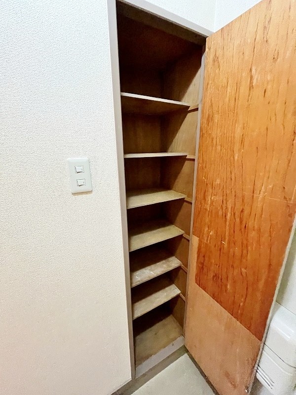 アヴィニール石田  その他6