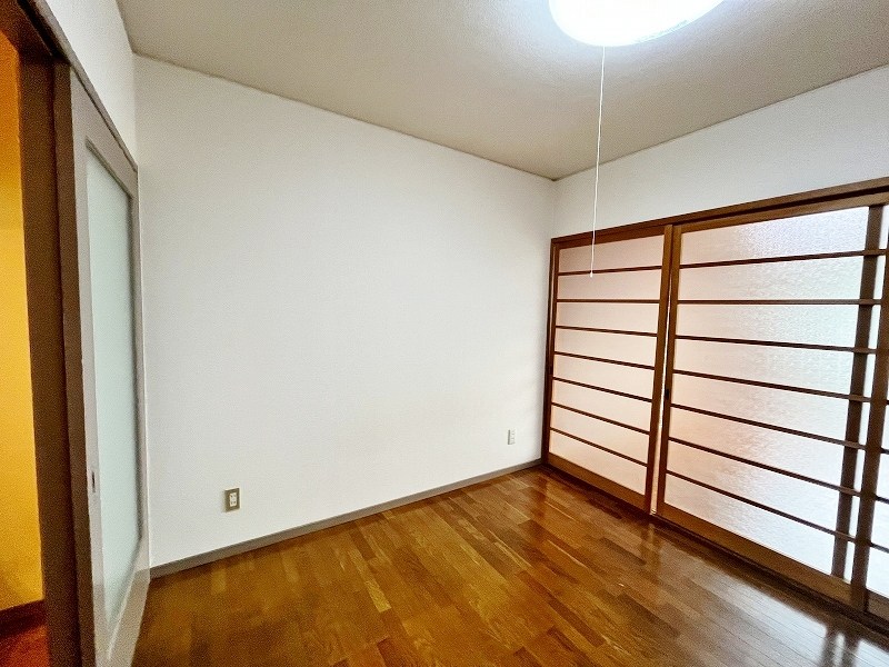 アヴィニール石田  その他23