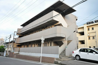 シャトー高峰 103号室 外観