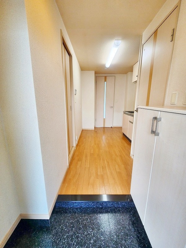 プレジール 玄関