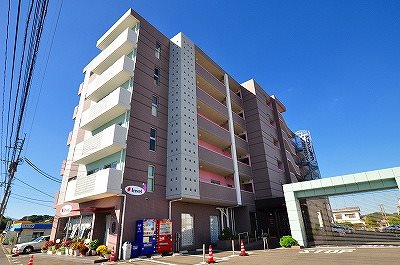 メゾンドソレイユ 402号室 外観