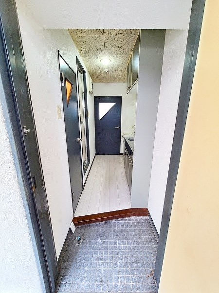 ビブレ江南 玄関