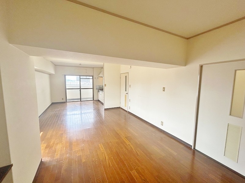 大八ビル  リビング