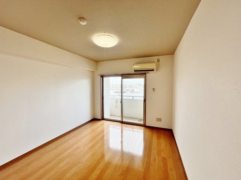 ピエタ  リビング