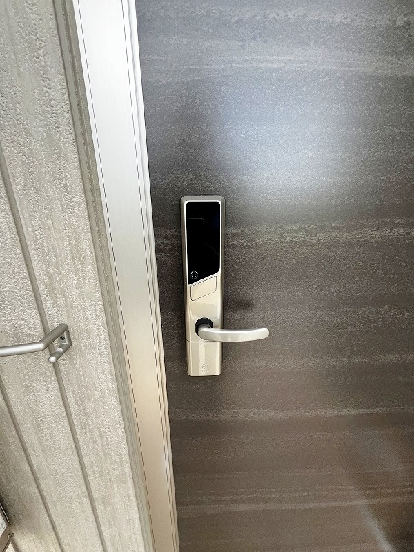 Ｅｘｃｅｌｌｅｎｔ街角六番館（エクセレント街角六番館） 玄関