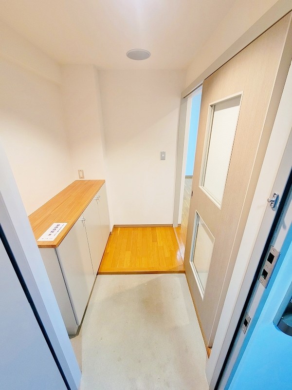 タカフジ・アパートメント  玄関