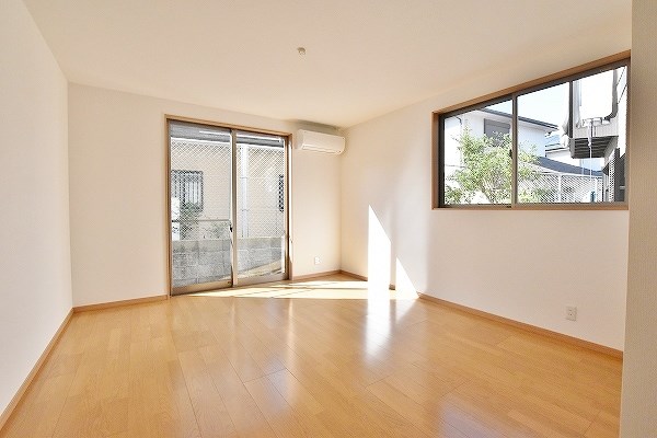 エクシヴ上富野 ベッドルーム