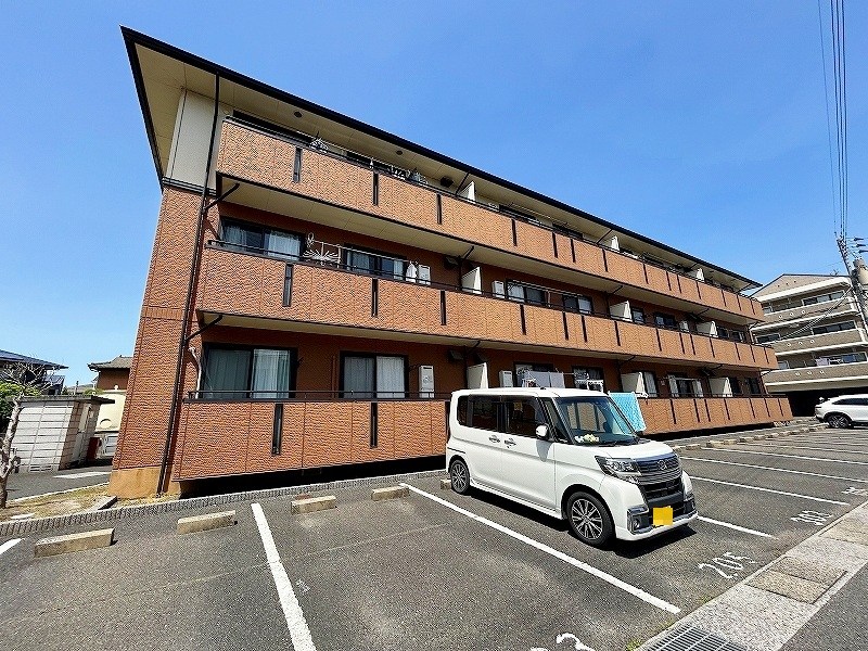 エトワール嵐山 301号室 外観