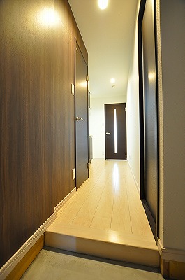 ＭＤＩミルファルコ下曽根駅前 玄関