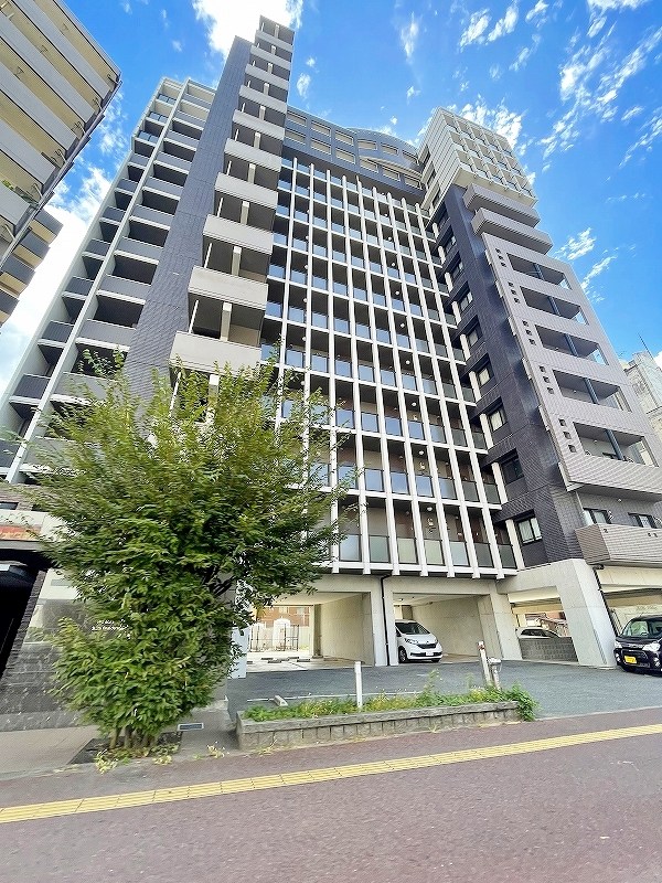 THE　SQUARE・Suite　Residence（ザ・スクエアスイートレジデンス） 1206号室 外観