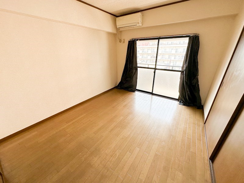 ロイヤルＭ リビング