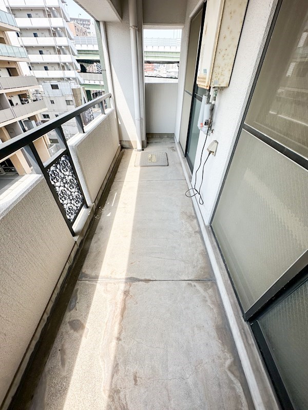 ロイヤルＭ ベランダ