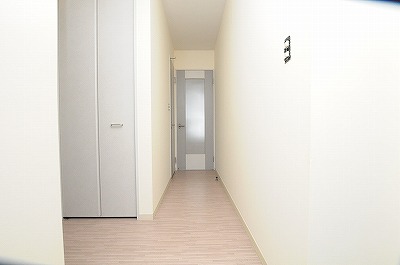 スターブル曽根　Ａ棟  玄関