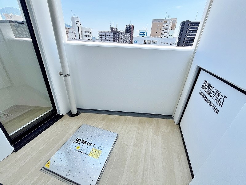 THE　MARKS　WAY（ザ　マークスウェイ） ベランダ