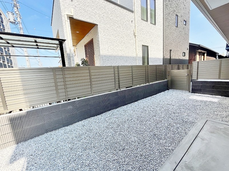 La　Maison　NAKAI（ラメゾン中井） ベランダ