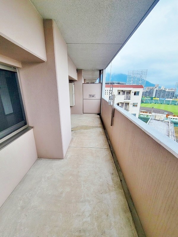 フェリシエ三萩野  ベランダ