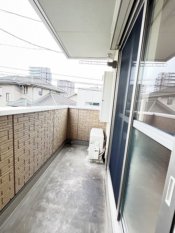 ラウンドシティ足原  ベランダ