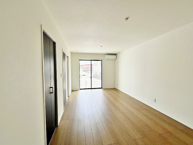 サンラプロ湯川Ⅱ　D棟 リビング