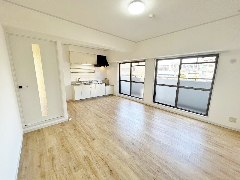 第１７共立ビル リビング