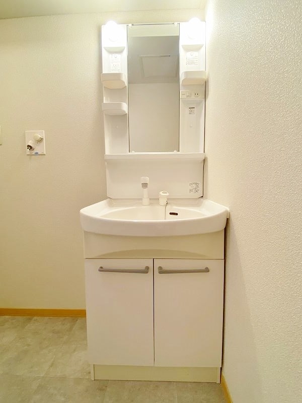 ヴァンシャトーＮ＆Ｍ  その他1