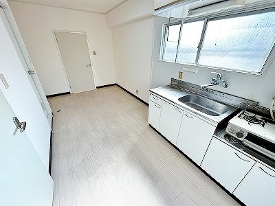 ヴィンテージ南小倉 リビング