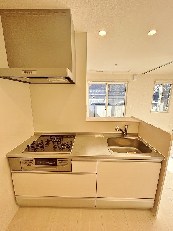 コスモ三萩野  キッチン