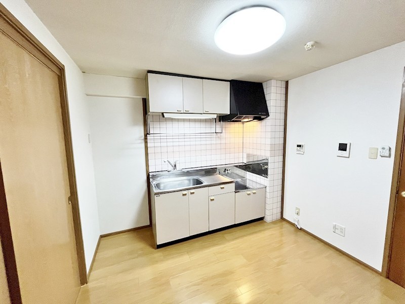 ユーアイマンション赤坂   リビング