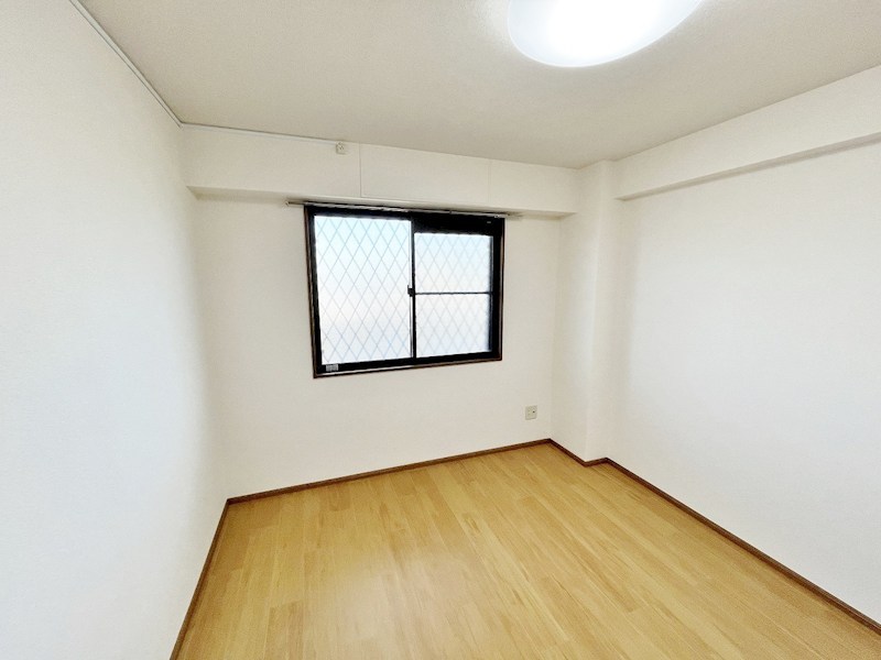 ユーアイマンション赤坂   ベッドルーム