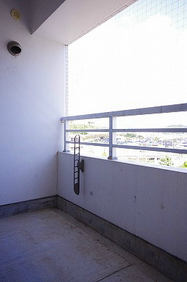 アヴニール吉志 ベランダ