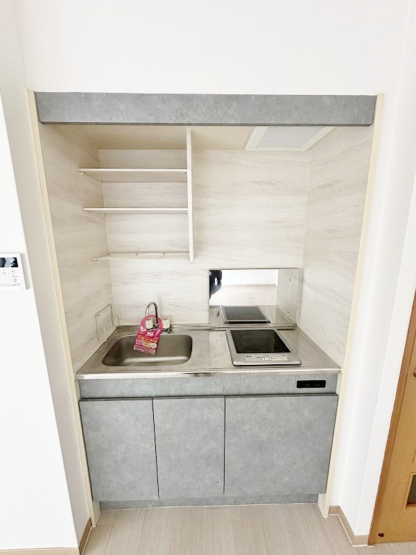 デニエ守恒 キッチン