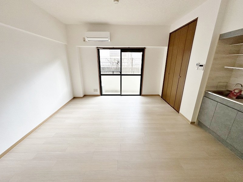 デニエ守恒 ベッドルーム