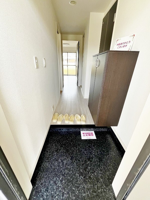 レマーレ  玄関