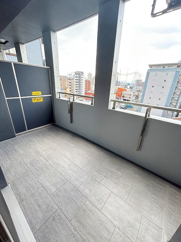 プレジデンスざ・さくら通り ベランダ