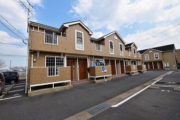 ソレアード中曽根Ｃ 205号室 外観