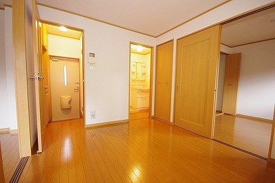 フィオーレ長行西 リビング