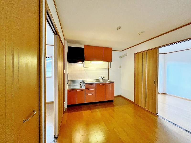 フィオーレ長行西  リビング