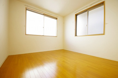 ウィスティリア神岳Ｂ棟  ベッドルーム