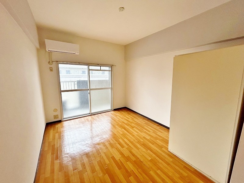 第2北九大前スカイマンション リビング