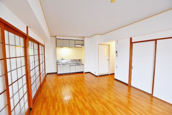 オアシス若園Ⅲ リビング