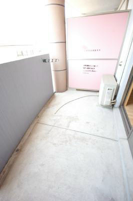 デザイナープリンセス７７ ベランダ