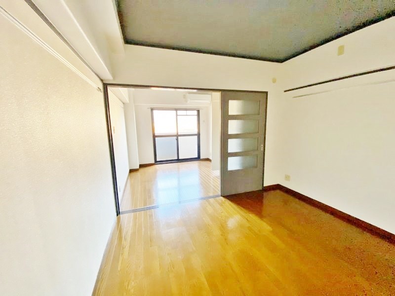 ロイヤルエレガンス  リビング